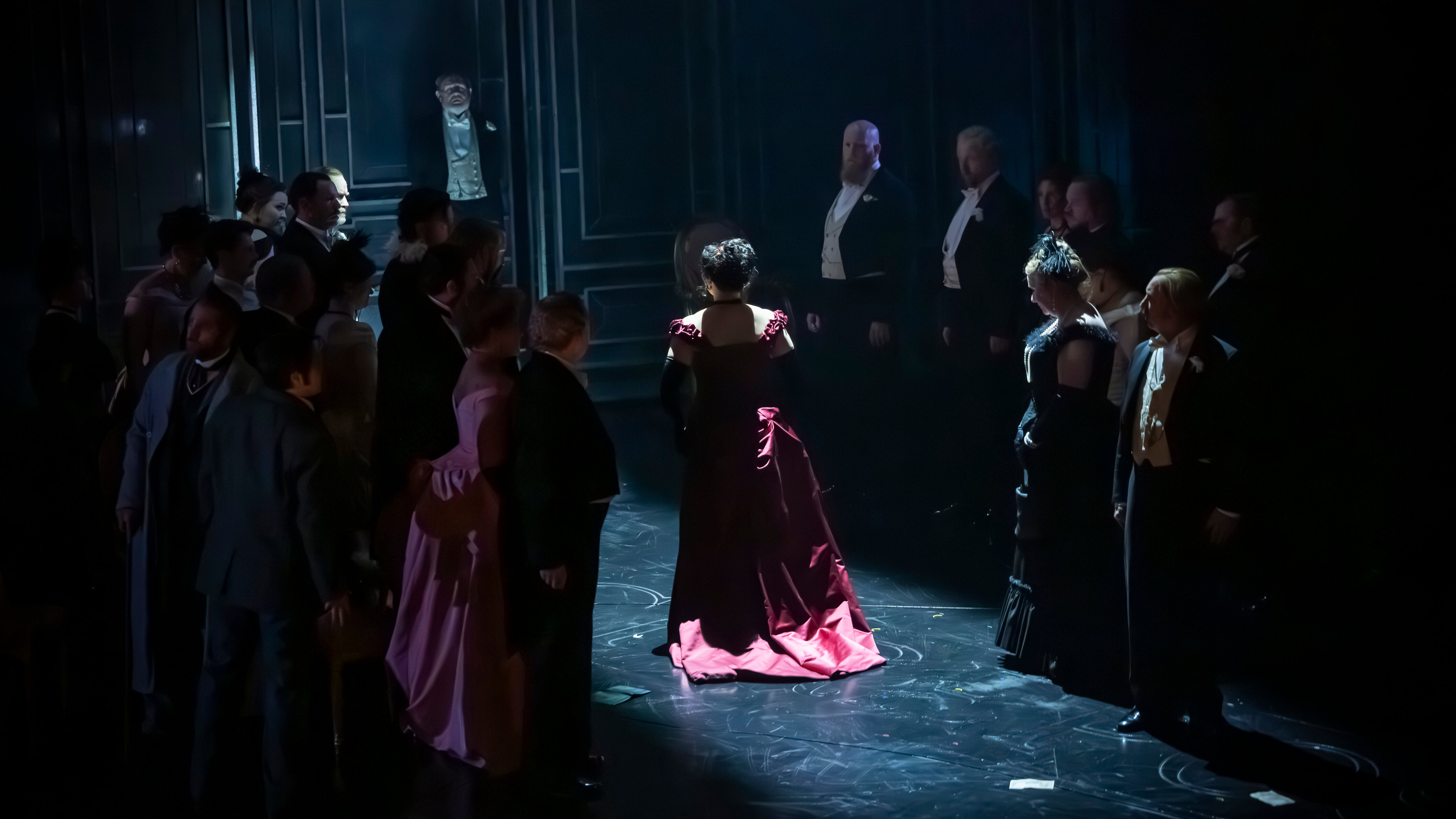 Hye Youn Lee (Violetta Valéry) in La traviata. Scottish Opera 2024. Credit James Glossop.