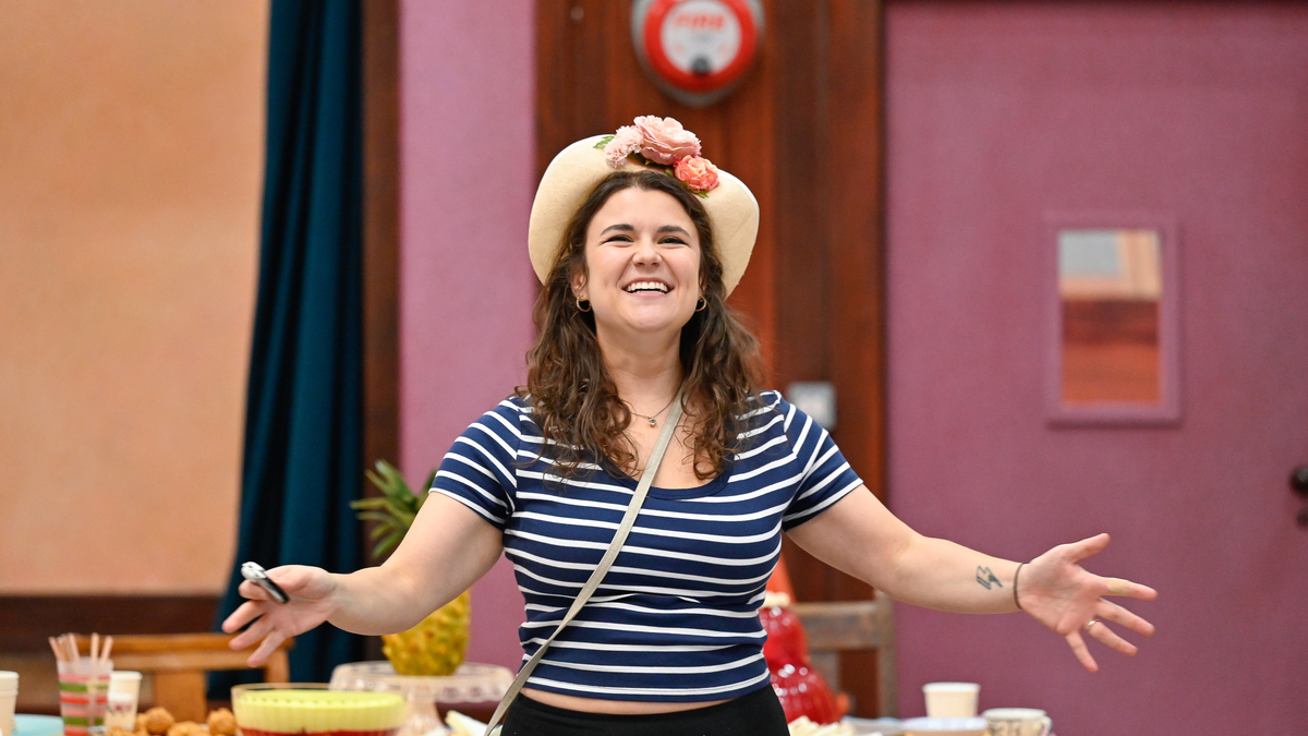 Kira Kaplan (Miss Wordsworth) in rehearsals for Albert Herring. Scottish Opera 2024. Credit Julie Howden..