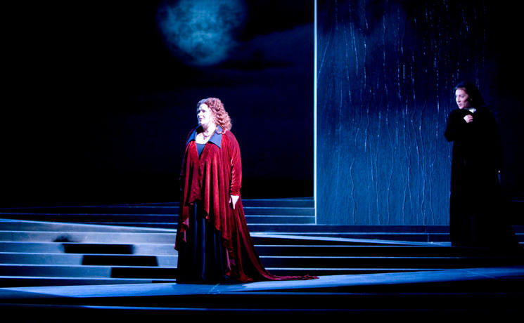 Lucia_di_Lammermoor_Carousel_Image1.jpg