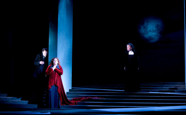 Lucia_di_Lammermoor_Carousel_Image4.jpg