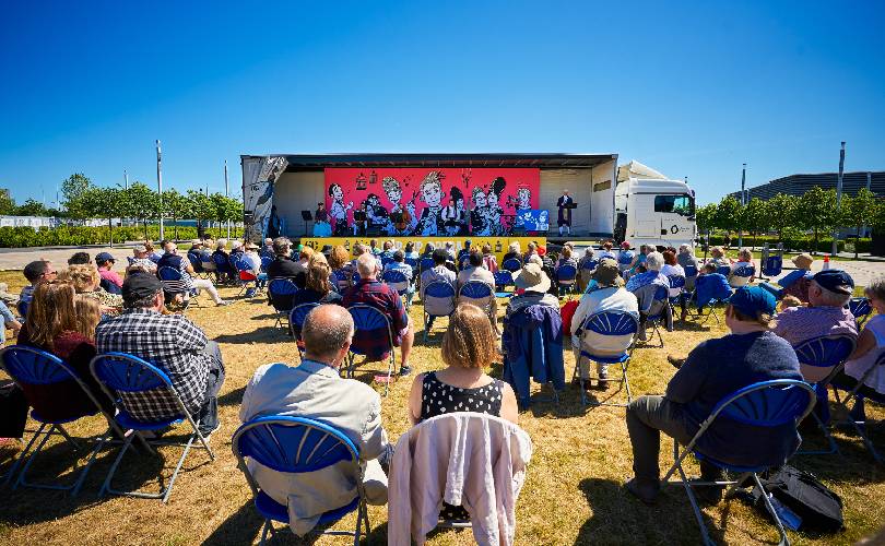 Pop-up Opera - A Little Bit of Figaro, 2022. Credit Fraser Band.