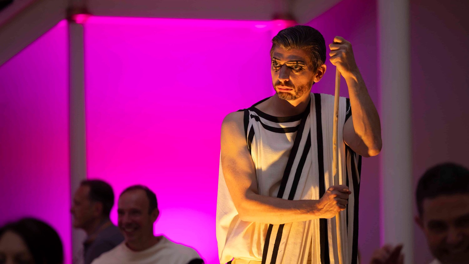 Callum Thorpe as Tiresias in Oedipus Rex. Scottish Opera 2024. Credit James Glossop..