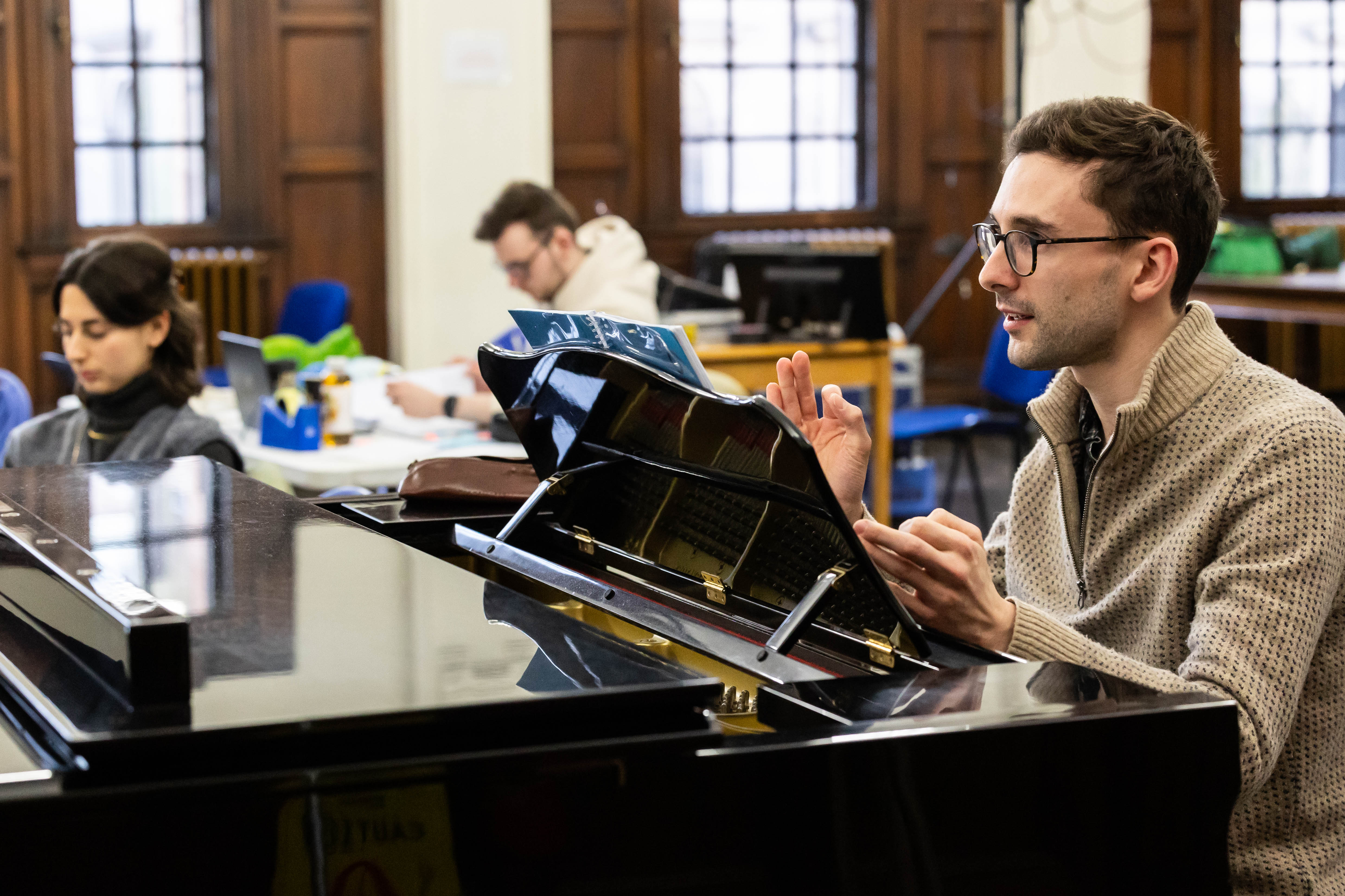 Opera Highlights Music Director And Pianist, Joseph Beesley, And Director Rebecca Meltzer In Rehearsals. Credit Sally Jubb..